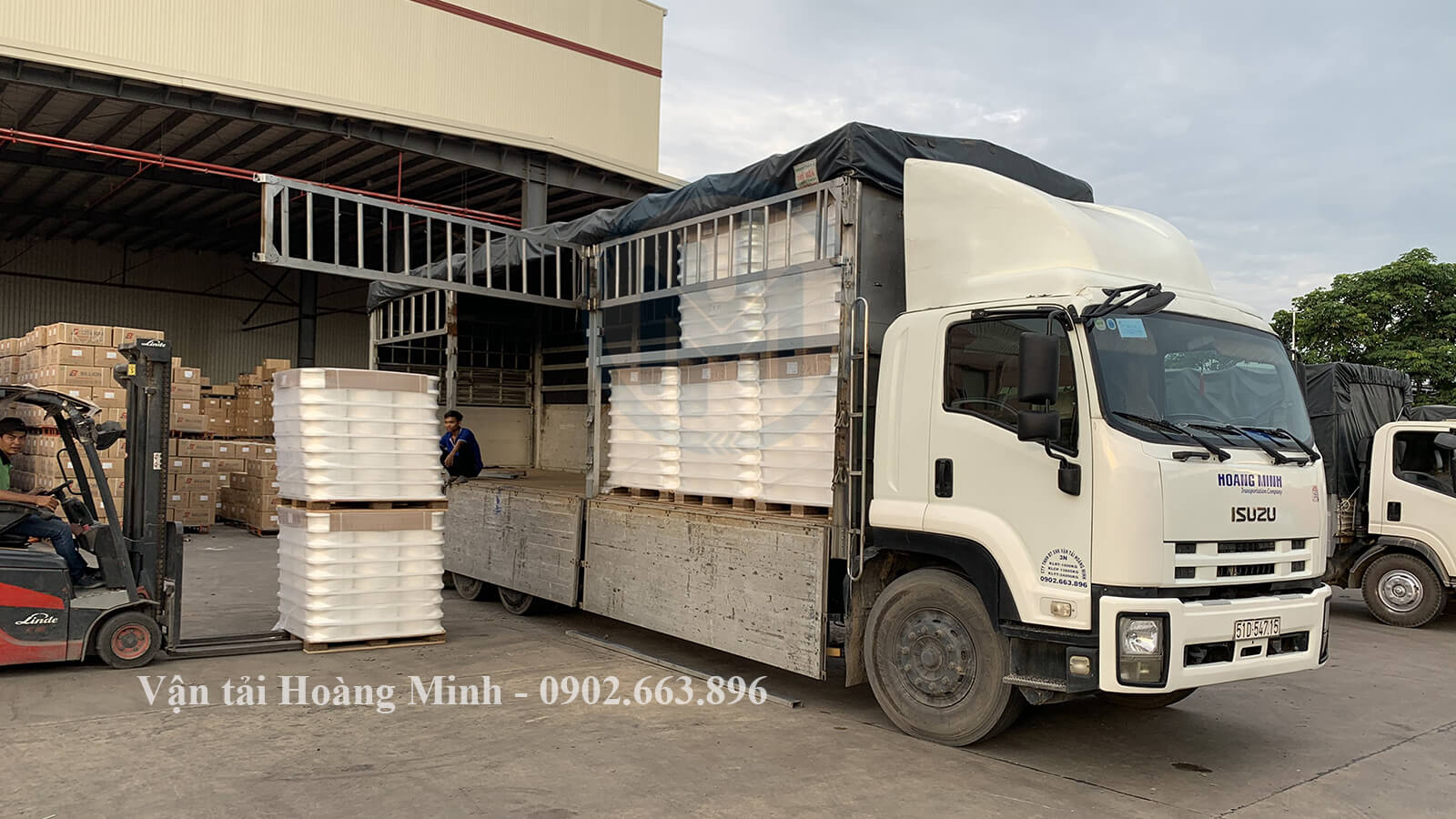 Thủ tục thuê xe tải chở hàng KCN Vĩnh Lộc có khó không