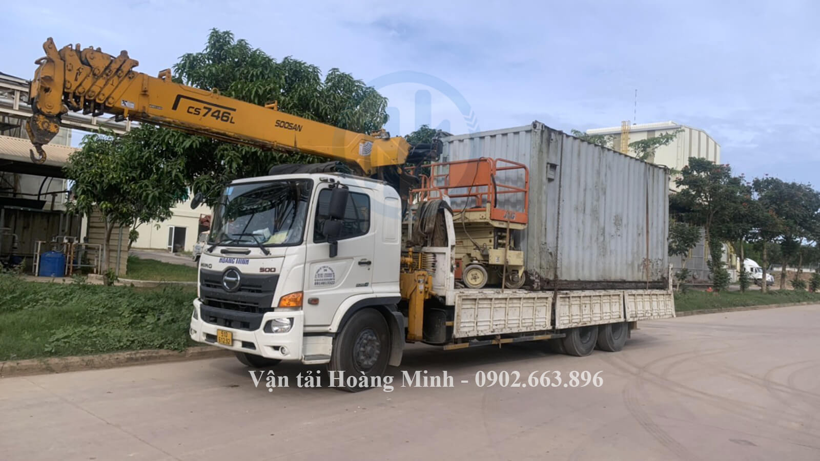 Cho thuê xe cẩu Tân Phú Đông đa dạng xe cẩu từ 2 tấn đến 32 tấn.jpg Cho thuê xe cẩu Tân Phú Đông đa dạng xe cẩu từ 2 tấn đến 32 tấn.jpg