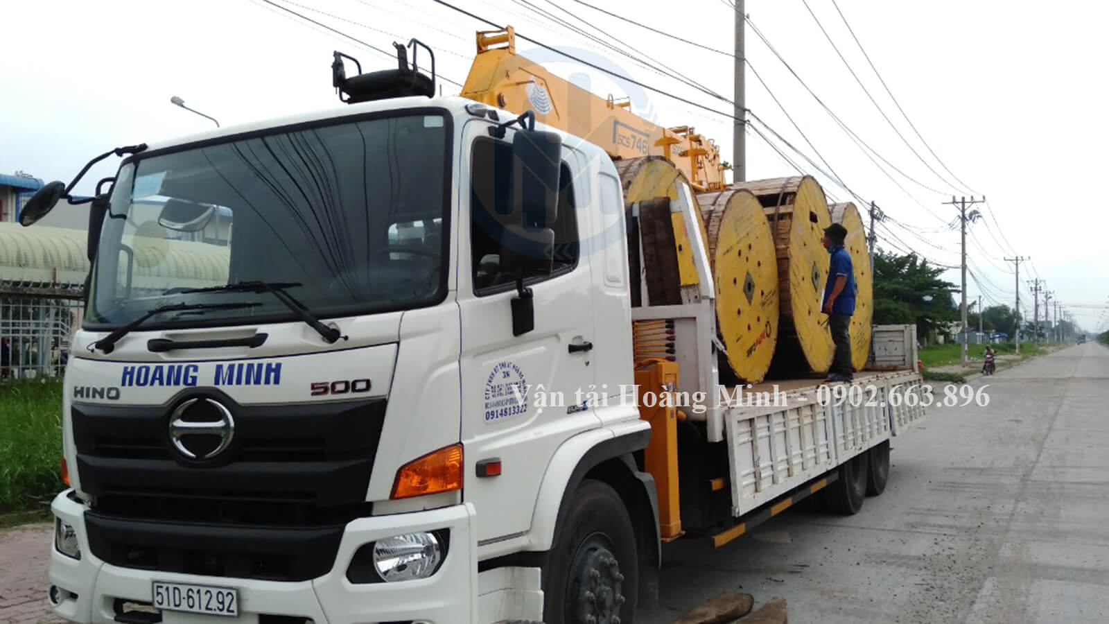 Hoàng Minh đơn vị cẩu hàng được khách hàng yêu thích.jpg Hoàng Minh đơn vị cẩu hàng được khách hàng yêu thích.jpg