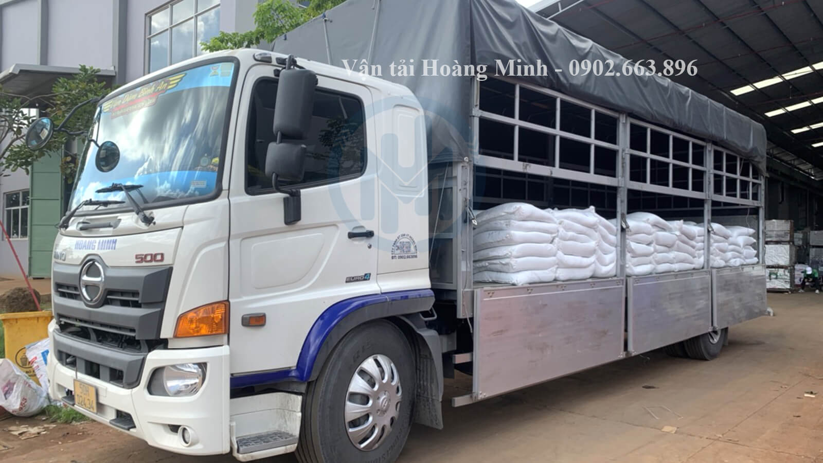 Vận tải Hoàng Minh cho thuê xe tải chở hàng Đồng Tháp với mức giá ưu đãi.jpg