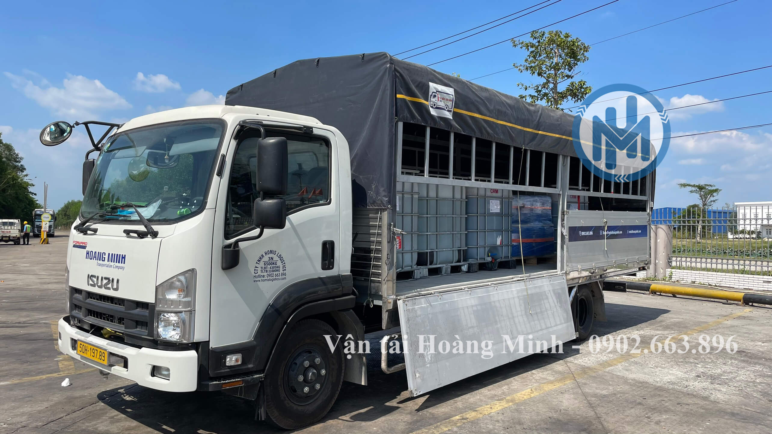 Cho thuê xe tải chở hàng hoá chất tại Huế