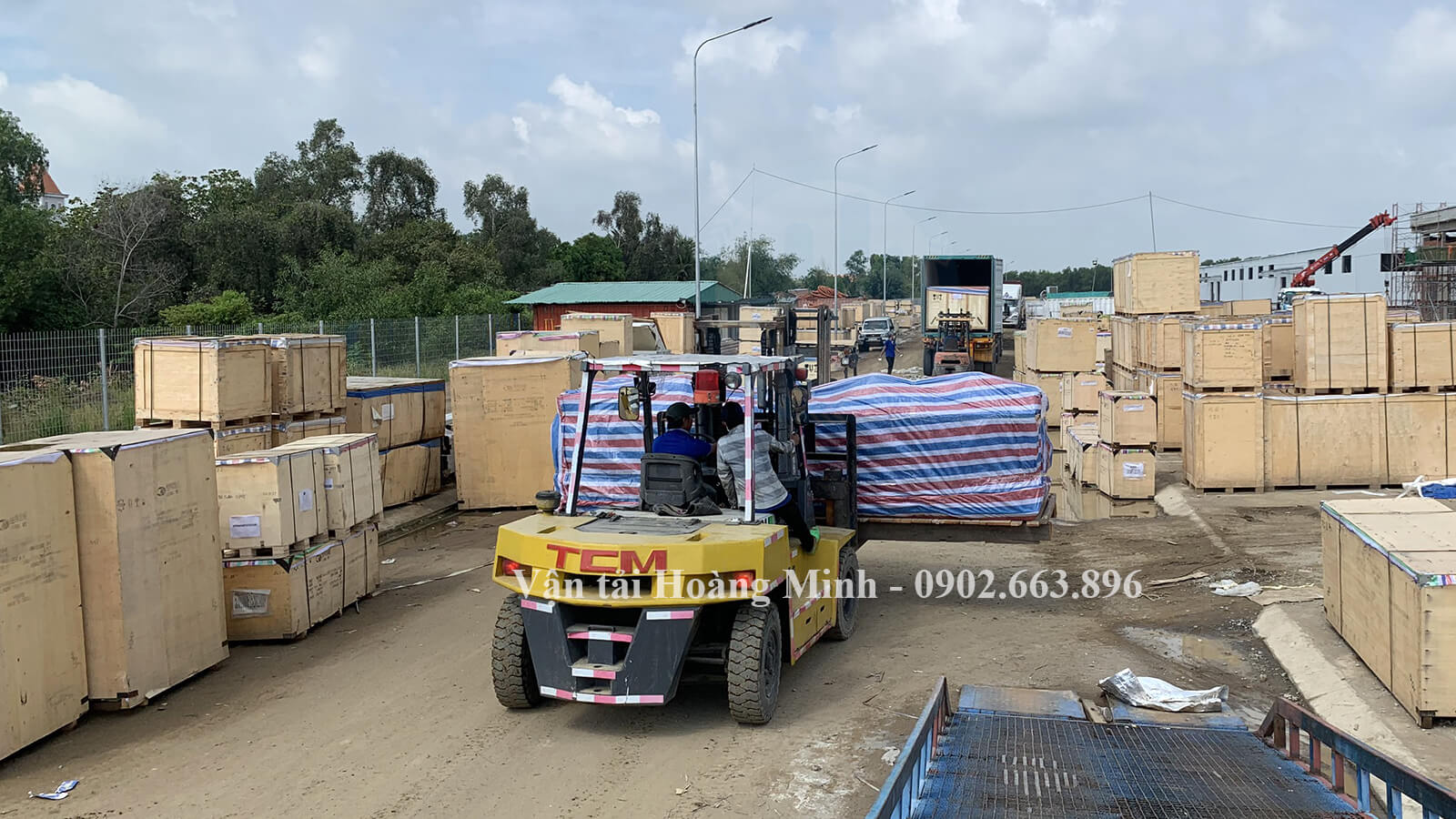 Công Ty Cho Thuê Xe Nâng Uy Tín Tại TpHCM Công Ty Cho Thuê Xe Nâng Uy Tín Tại TpHCM