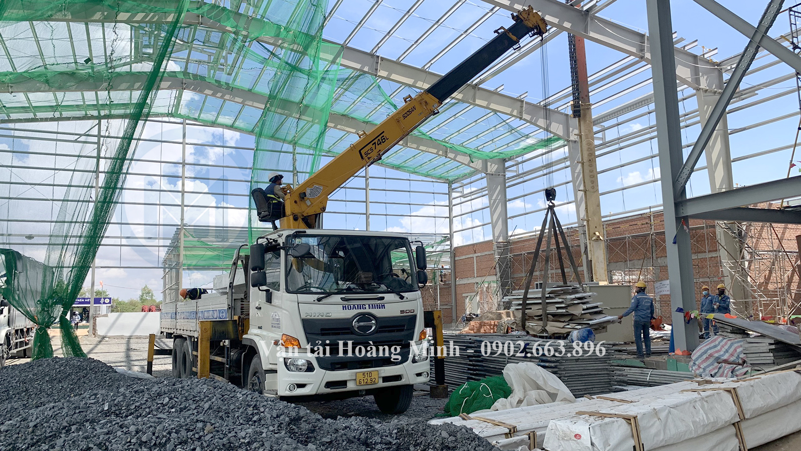 Cho thuê xe tải cẩu Tân Phú giá ưu đãi