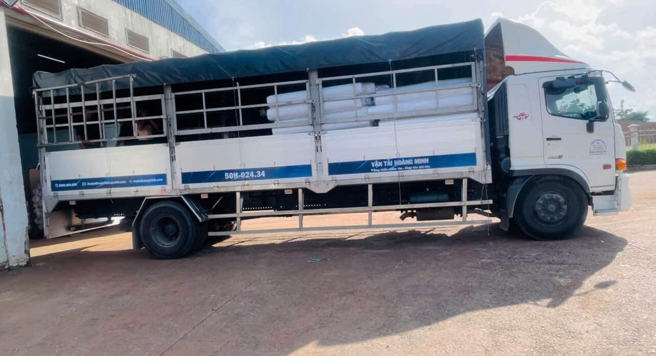 xe tải chở hàng quận 10 giá rẻ xe tải chở hàng quận 10 giá rẻ