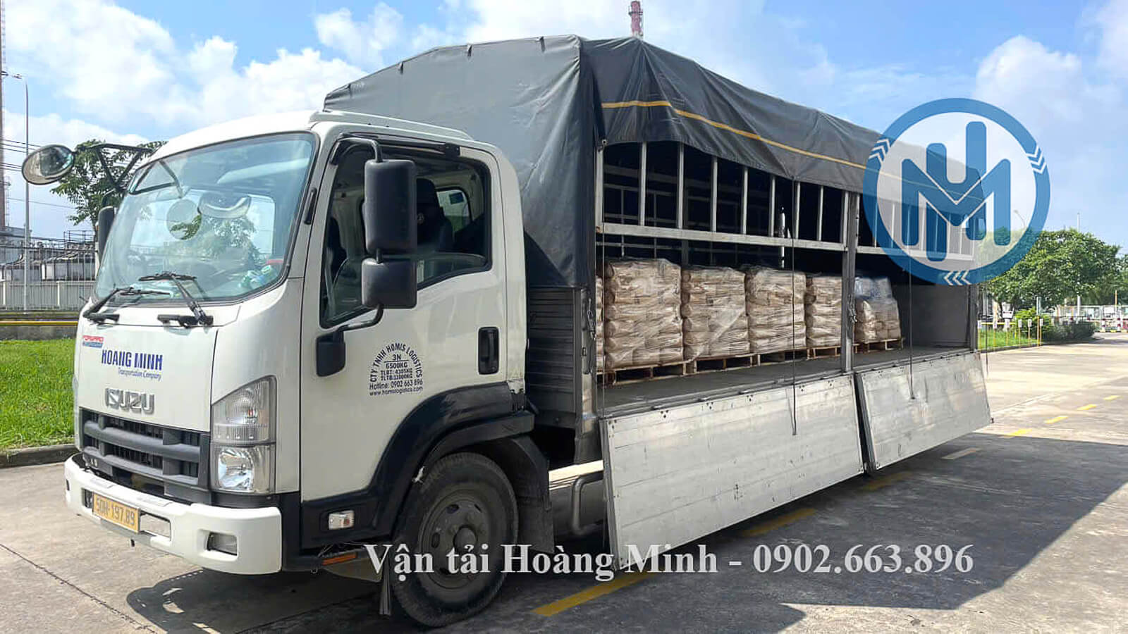 Vận chuyển hàng hóa bột đá