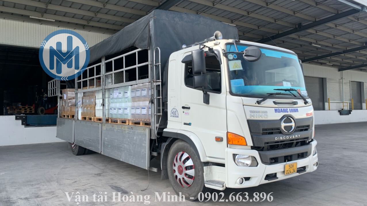 Xe tải chở hàng bột giặt, nước xả Xe tải chở hàng bột giặt, nước xả