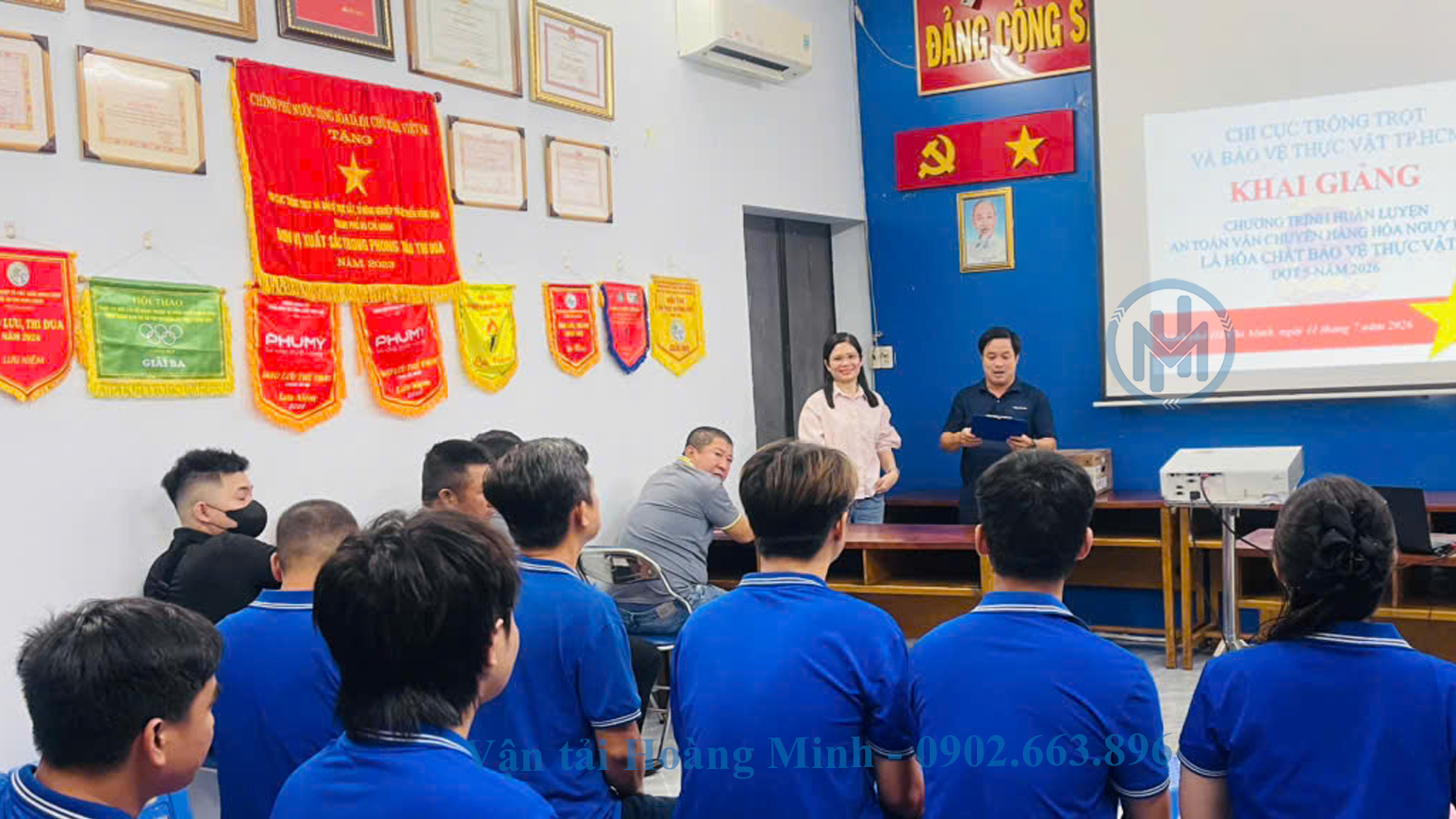 Hình ảnh tập huấn vận chuyển hàng hoá chất nhóm 6 Vận tải Hoàng Minh